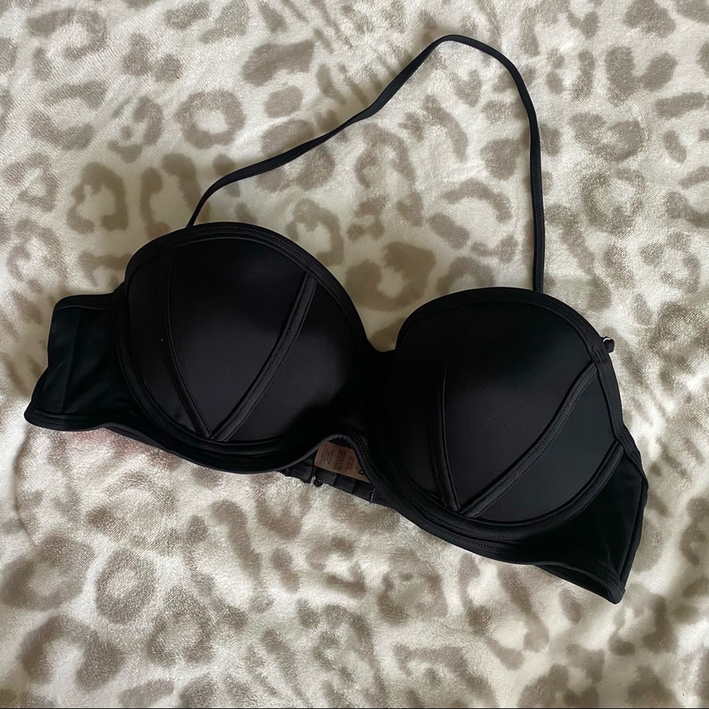 ✨ VS PINK BLACK SWIM TOP ✨